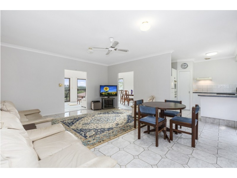 136 Darlington Drive, Banora Point NSW 2486