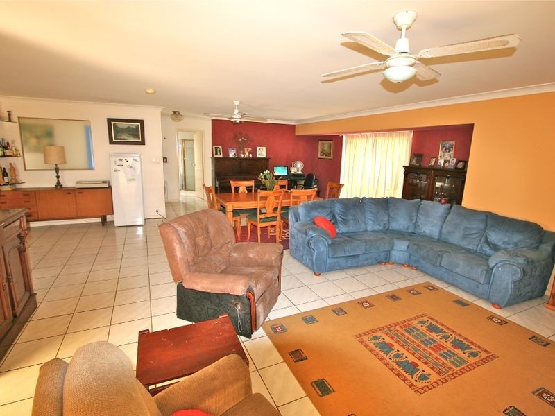 21 Cabana Court, Banora Point NSW 2486