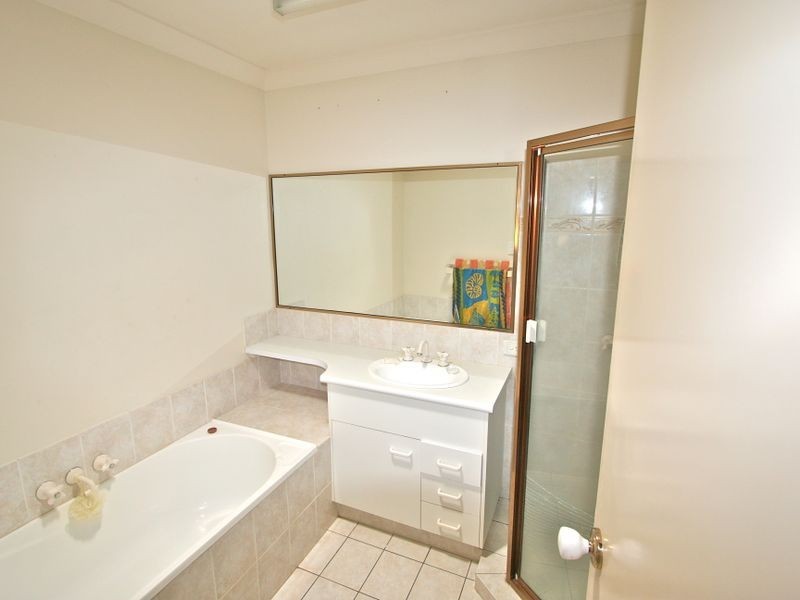 21 Cabana Court, Banora Point NSW 2486