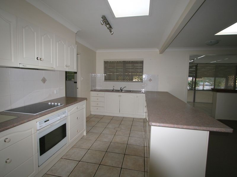 22 Lakes Drive, Tweed Heads West NSW 2485