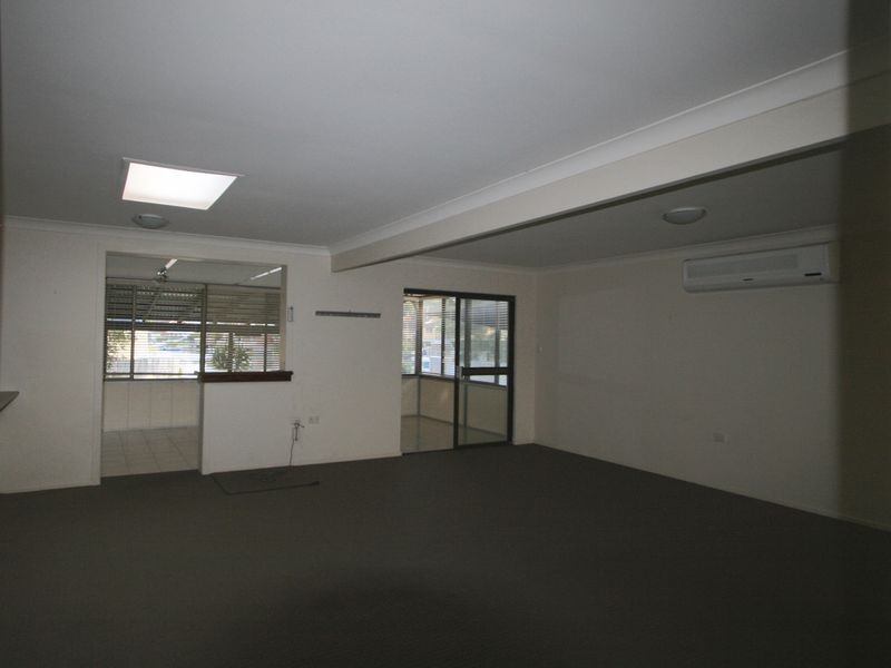 22 Lakes Drive, Tweed Heads West NSW 2485