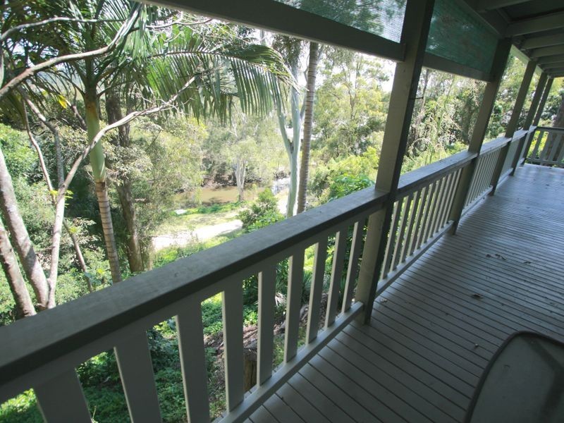 8 Hillcrest Avenue, Tweed Heads South NSW 2486