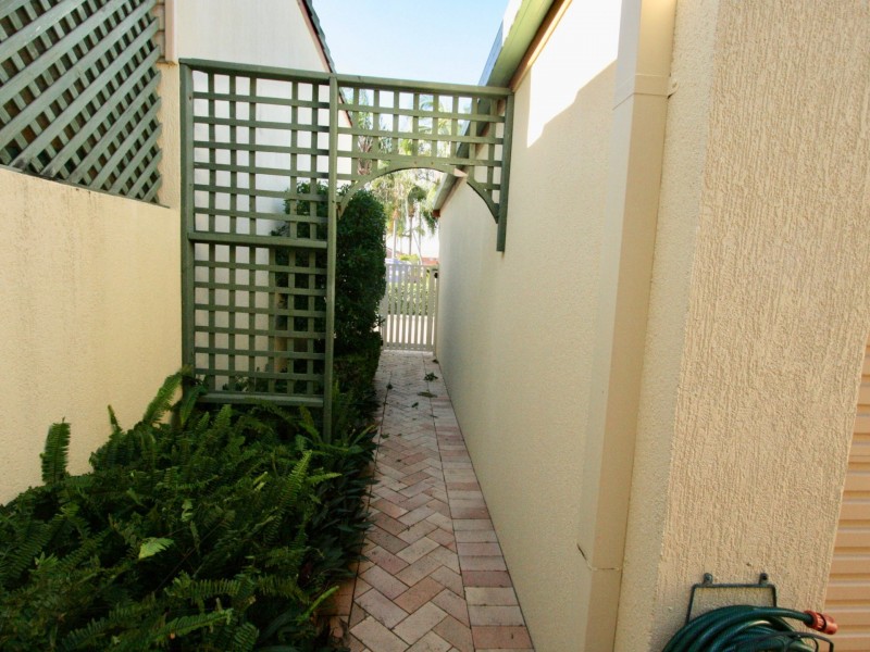 5/90 Keith Compton Drive, Tweed Heads NSW 2485