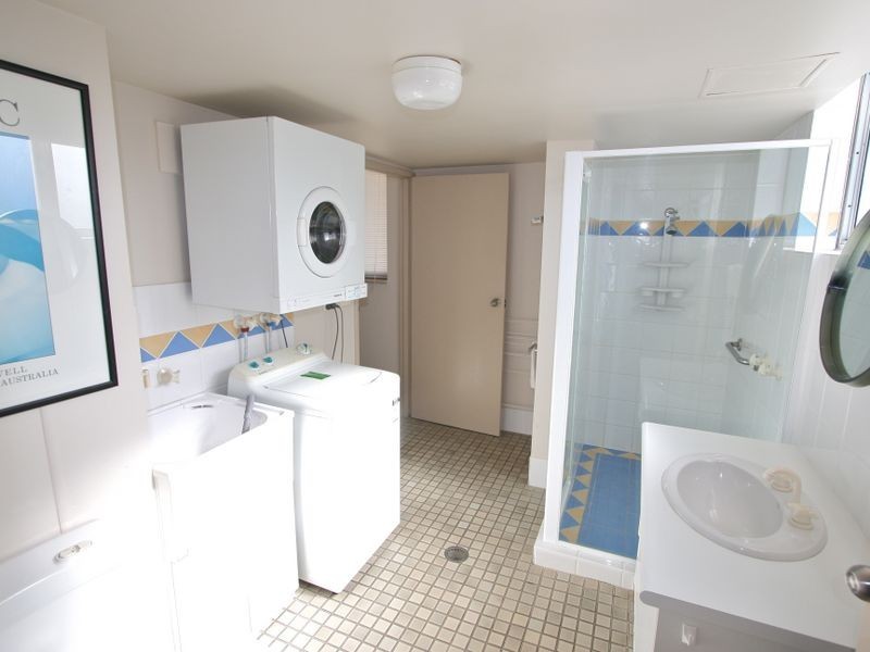 6/5 Ward Street, Coolangatta QLD 4225