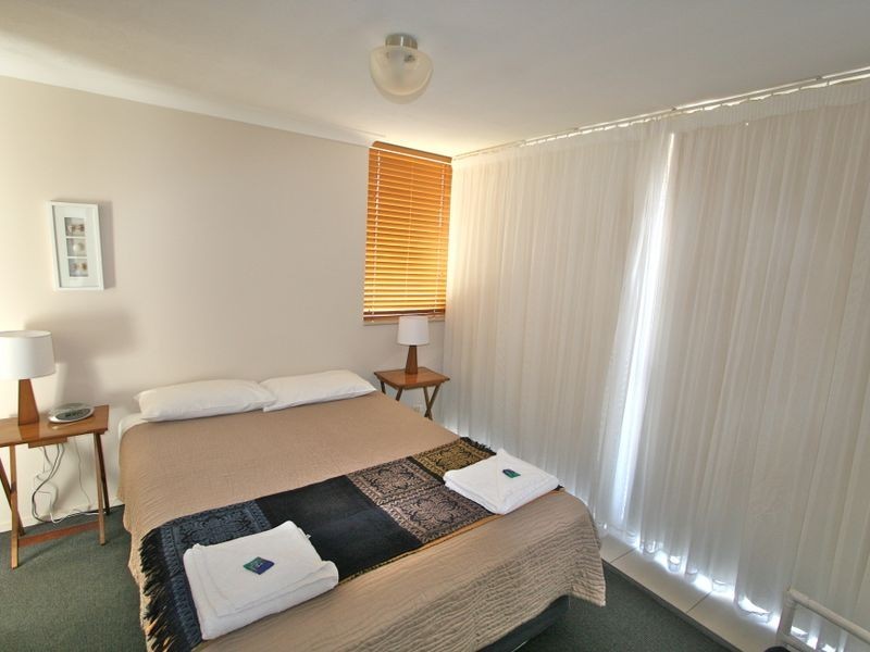 6/5 Ward Street, Coolangatta QLD 4225