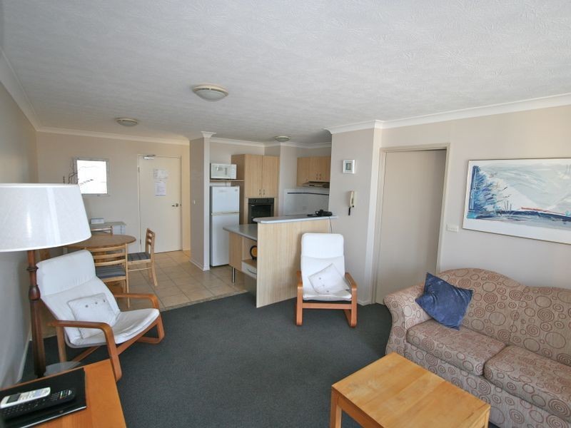 6/5 Ward Street, Coolangatta QLD 4225