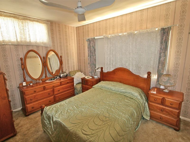 33 Rutledge Street, Coolangatta QLD 4225