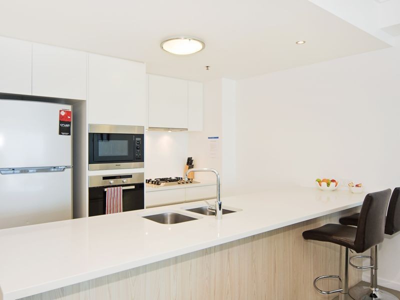 506/110 Marine Parade, Coolangatta QLD 4225