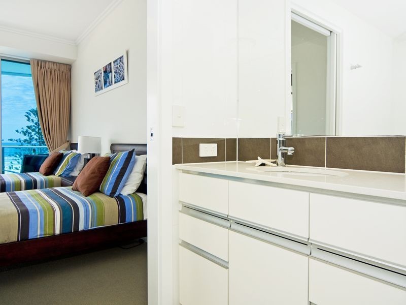 506/110 Marine Parade, Coolangatta QLD 4225