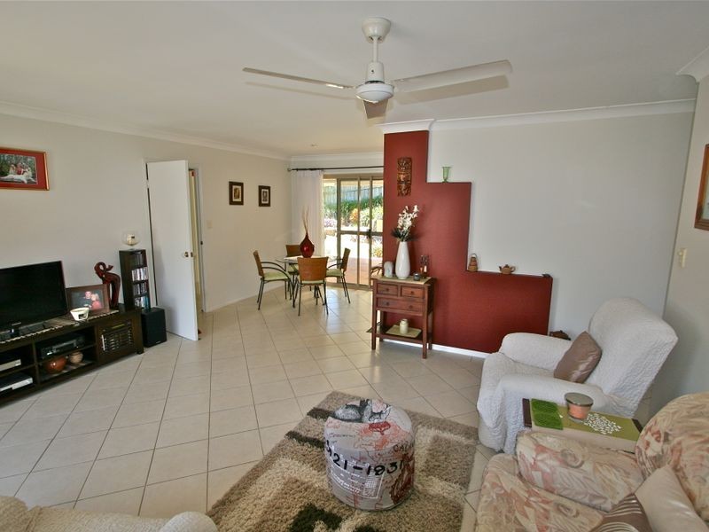 2/200 Darlington Dr, Banora Point NSW 2486