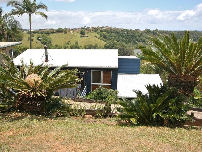 104 Peninsula Drive, Bilambil Heights NSW 2486