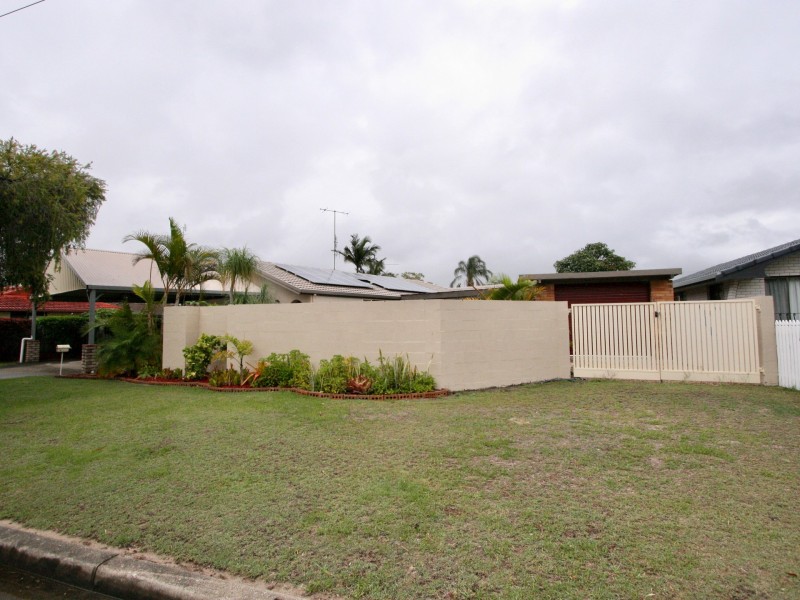 67 Riviera Avenue, Tweed Heads West NSW 2485