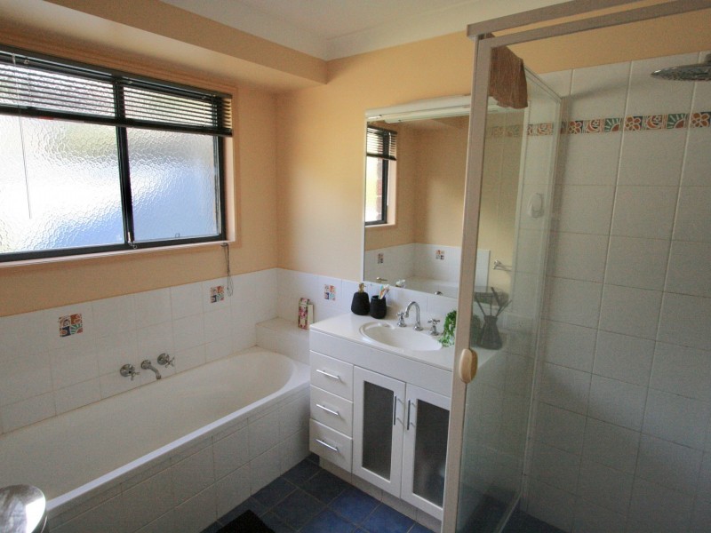 14 Silkwood Terrace, Tweed Heads West NSW 2485