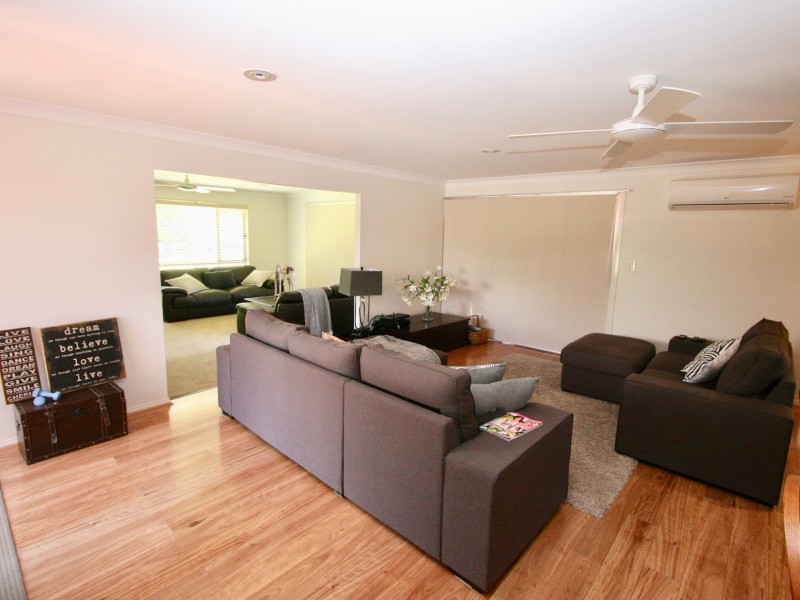 5 Paperbark Court, Banora Point NSW 2486