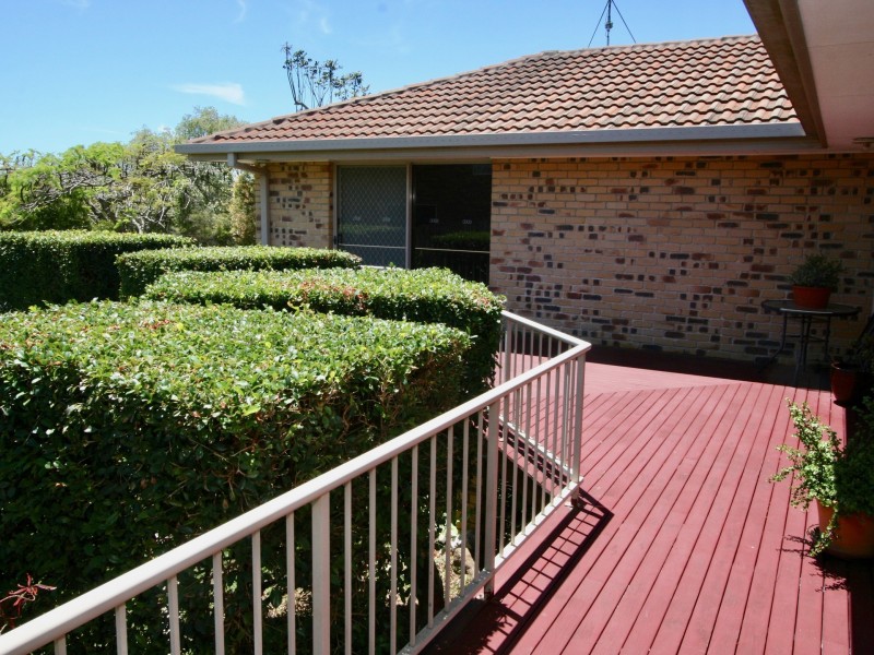 5 Paperbark Court, Banora Point NSW 2486