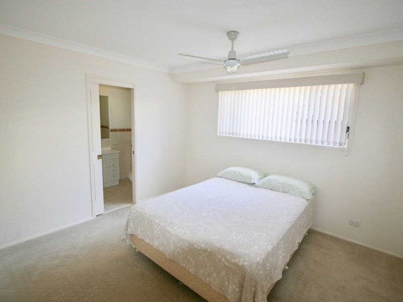 8/9 Narara Crescent, Banora Point NSW 2486
