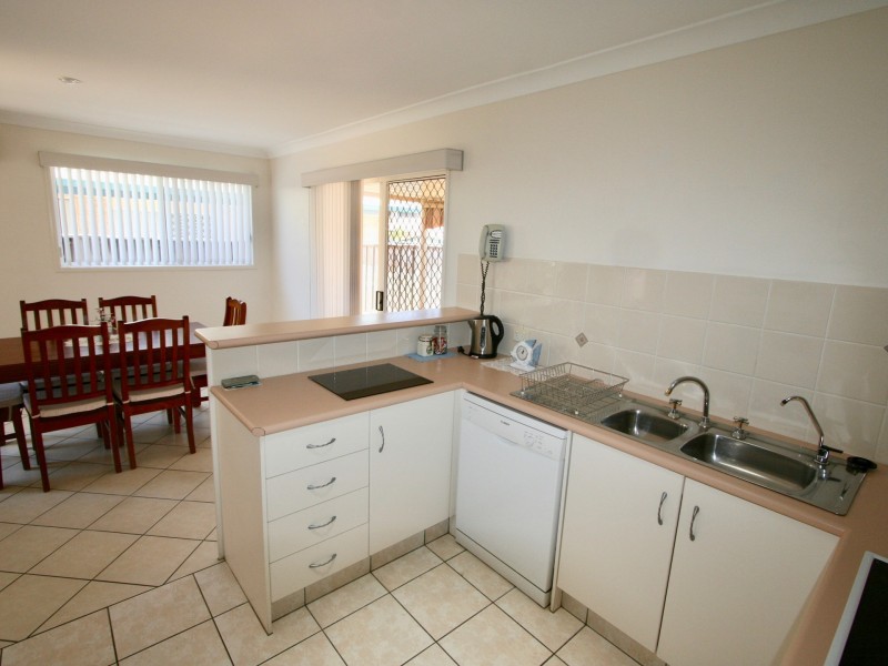 8/9 Narara Crescent, Banora Point NSW 2486