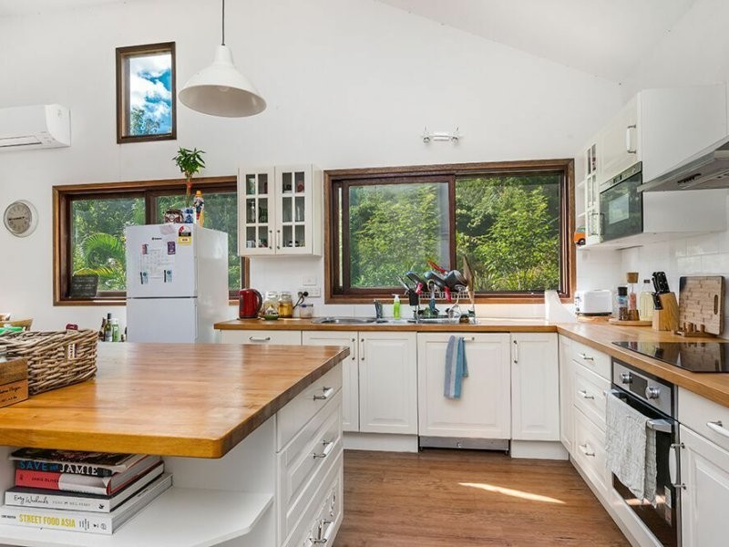 1 Jones Lane, Middle Pocket NSW 2483
