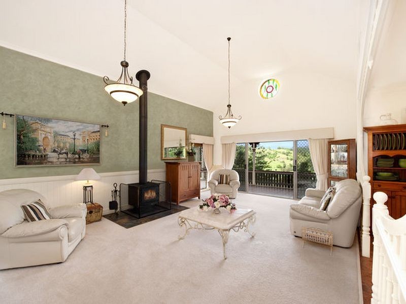 18 Pine Tree Place, Piggabeen NSW 2486