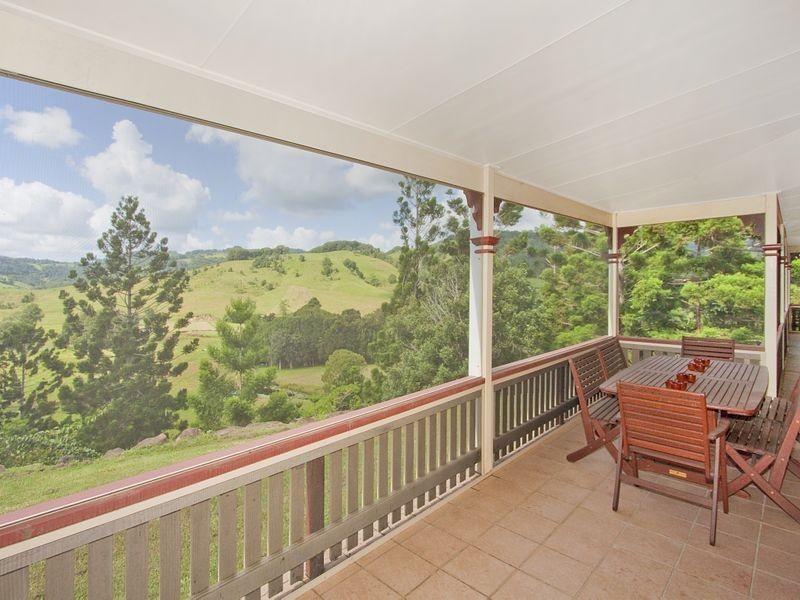 18 Pine Tree Place, Piggabeen NSW 2486