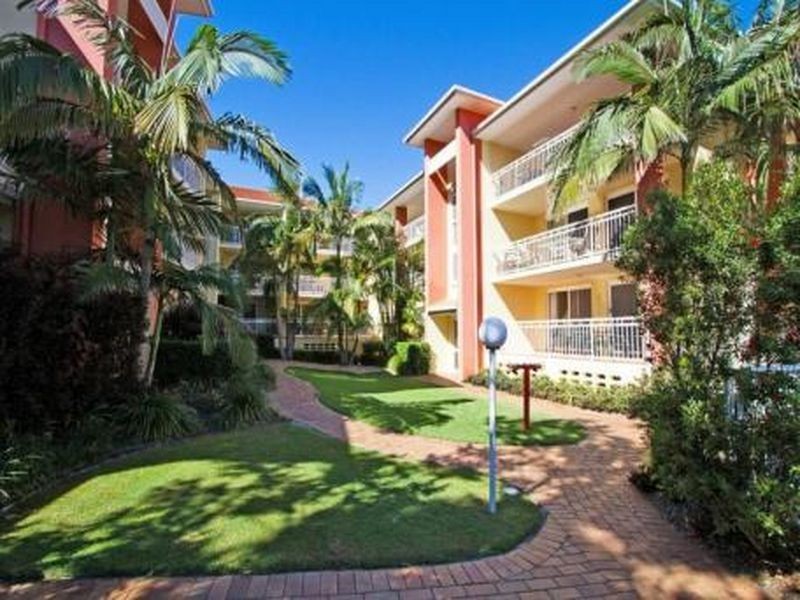12 Douglas Street, Kirra QLD 4225