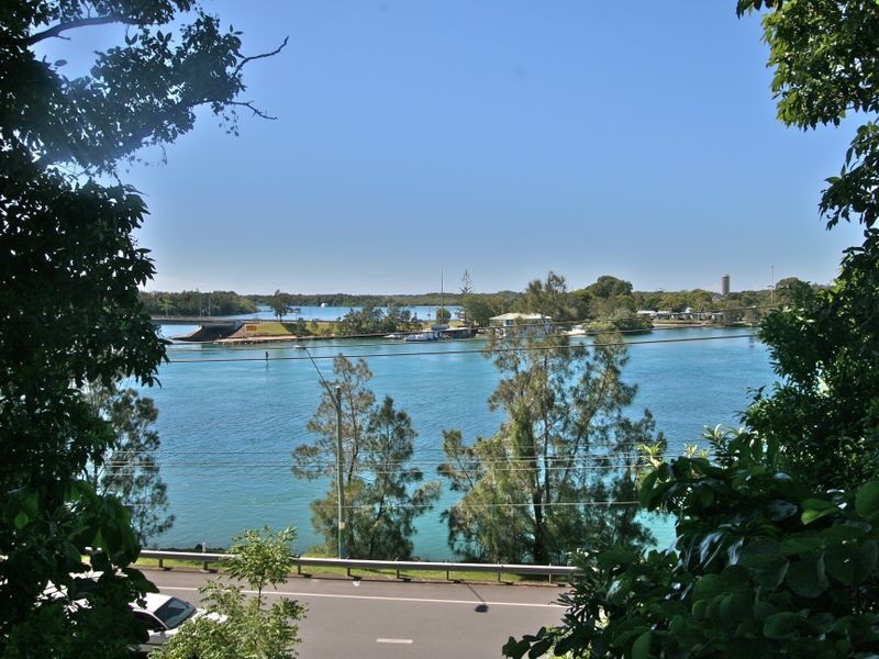 21 Kennedy Drive, Tweed Heads NSW 2485