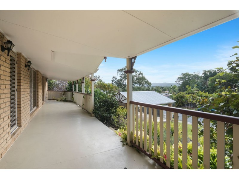 33 Balsa Street, Elanora QLD 4221