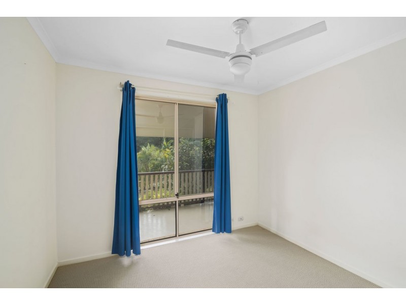 33 Balsa Street, Elanora QLD 4221