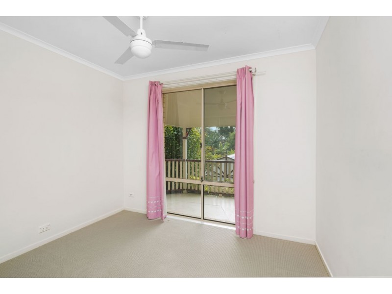 33 Balsa Street, Elanora QLD 4221