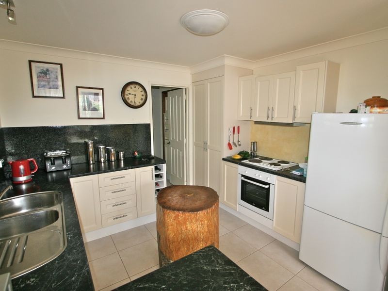 2/11 Echuca Crescent, Banora Point NSW 2486