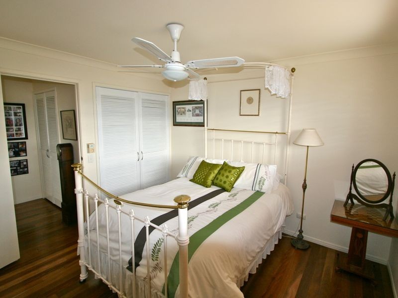 2/11 Echuca Crescent, Banora Point NSW 2486