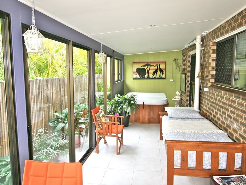 2/11 Echuca Crescent, Banora Point NSW 2486