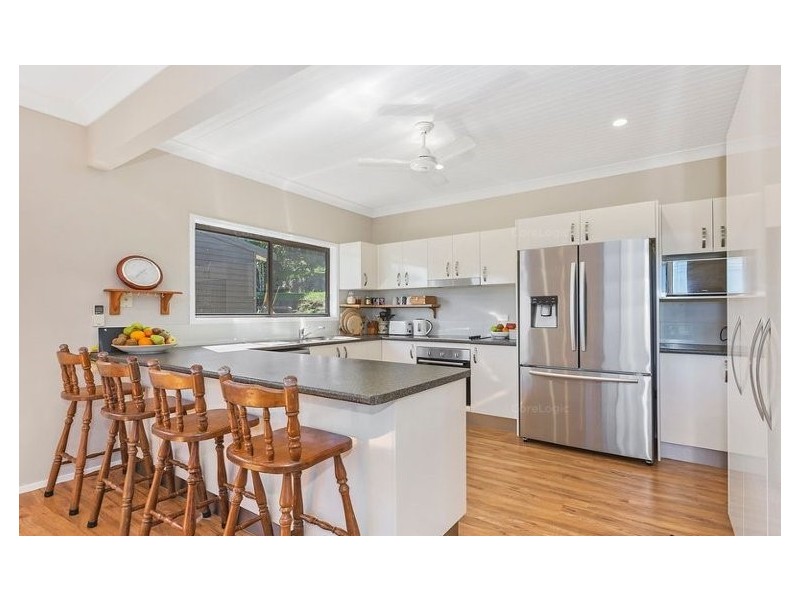 30 Broadwater Esplanade, Bilambil Heights NSW 2486