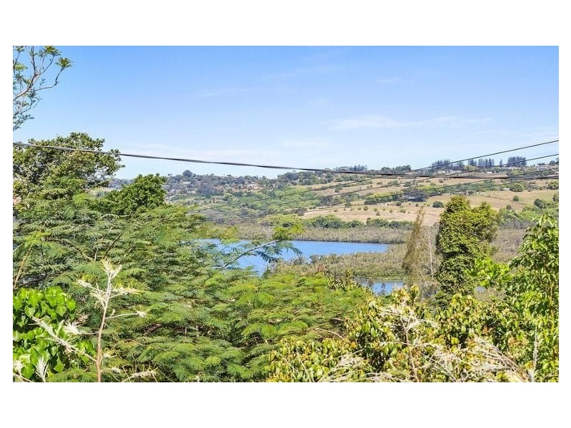 30 Broadwater Esplanade, Bilambil Heights NSW 2486