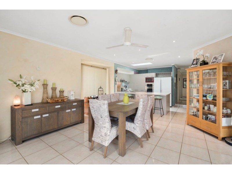 20 Champagne Drive, Tweed Heads South NSW 2486