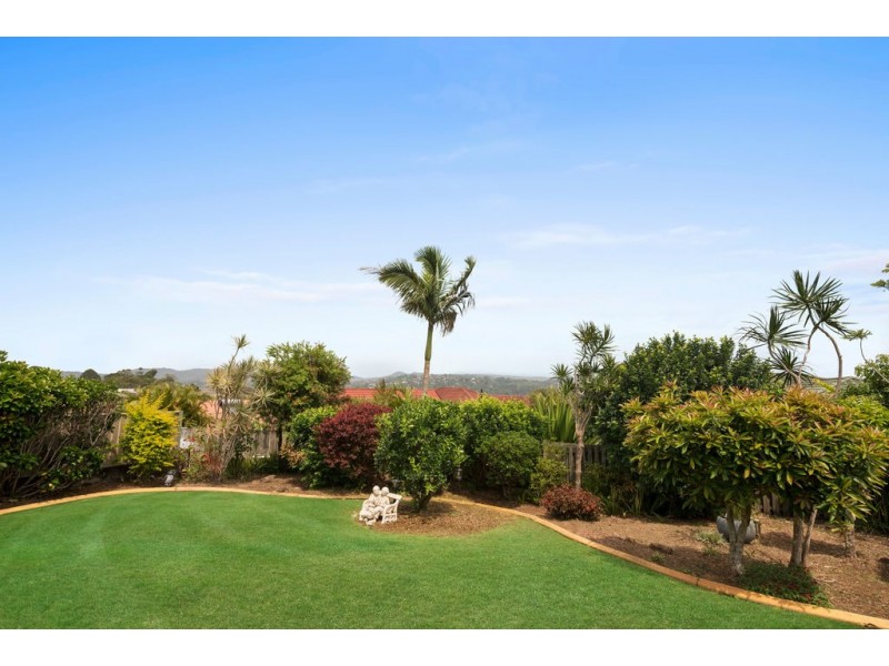 20 Champagne Drive, Tweed Heads South NSW 2486