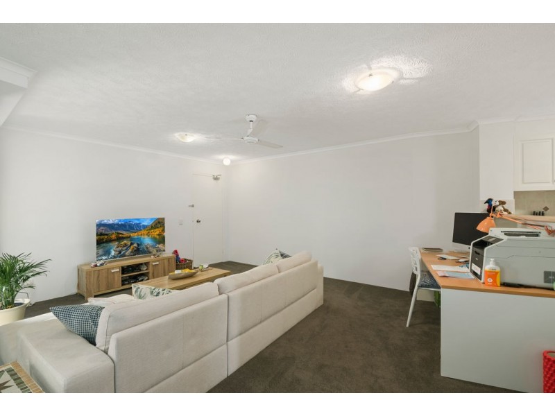 14/14 Douglas Street, Coolangatta QLD 4225
