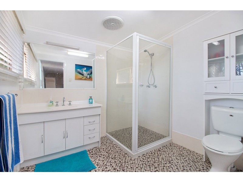 6 Philp Parade, Tweed Heads South NSW 2486