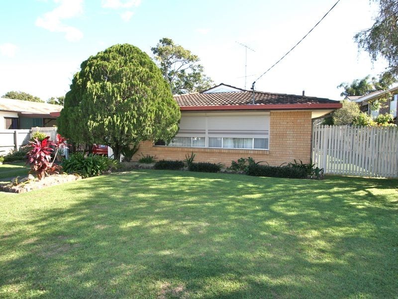 3 Sunshine Ave, Tweed Heads South NSW 2486