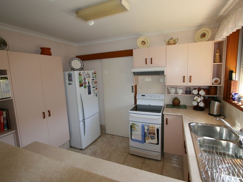 3 Sunshine Ave, Tweed Heads South NSW 2486