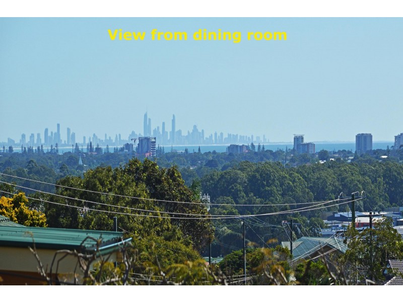 27 Pioneer Parade, Banora Point NSW 2486