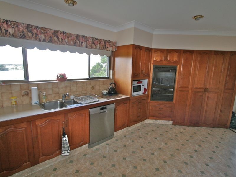 14 Uniacke Drive, Banora Point NSW 2486