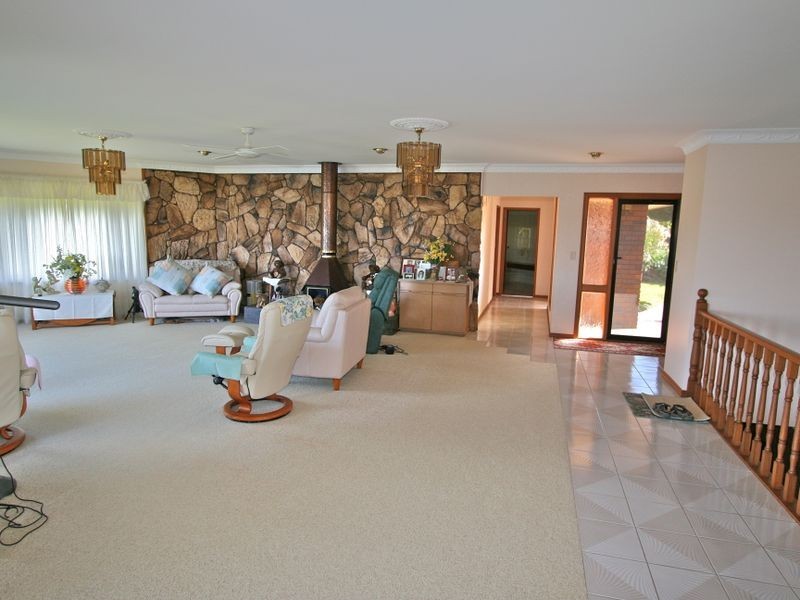 14 Uniacke Drive, Banora Point NSW 2486