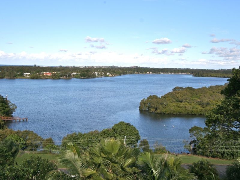 14 Uniacke Drive, Banora Point NSW 2486