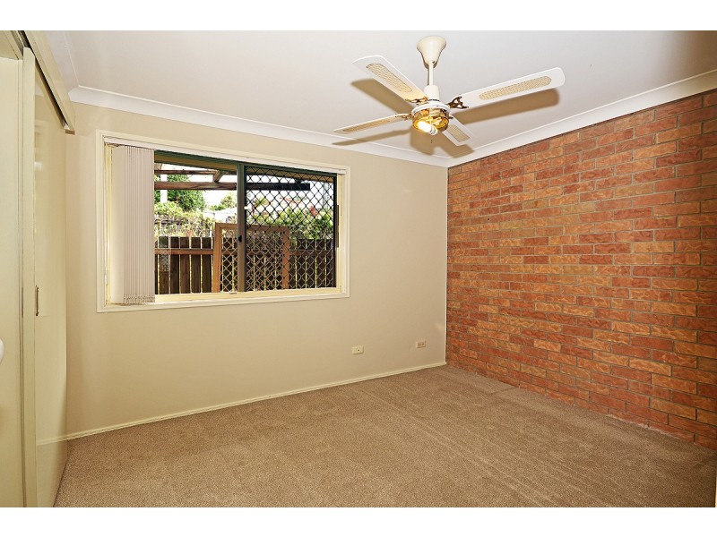 1/24 Somerset Avenue, Banora Point NSW 2486