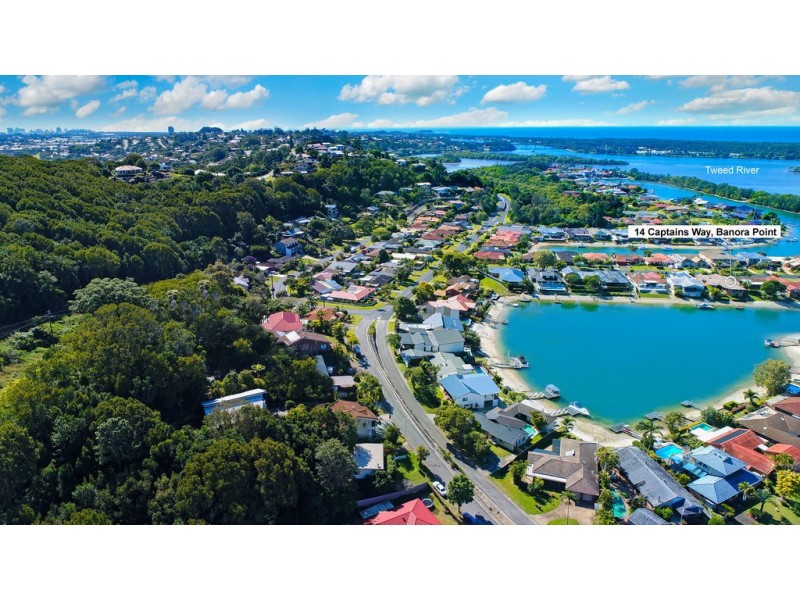 14 Captains Way, Banora Point NSW 2486