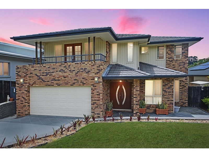 25 Buncrana Terrace, Banora Point NSW 2486