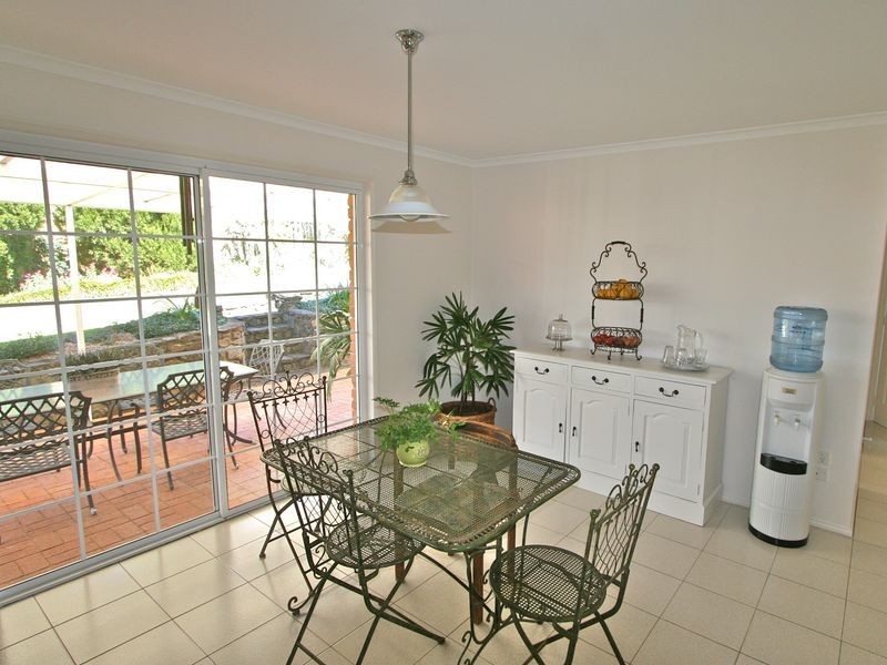 25 Oakland Parade, Banora Point NSW 2486