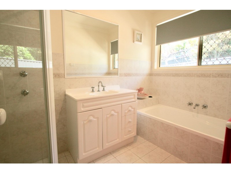 29 Firewheel Way, Banora Point NSW 2486