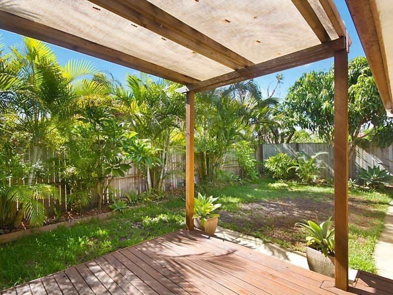 2/17 Blundell Boulevard, Tweed Heads South NSW 2486